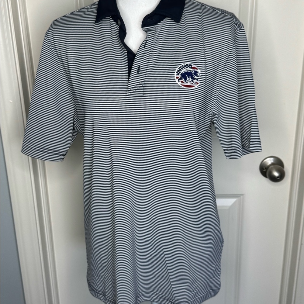 NWOT Cutter & Buck Chicago Cubs men’s polo size small